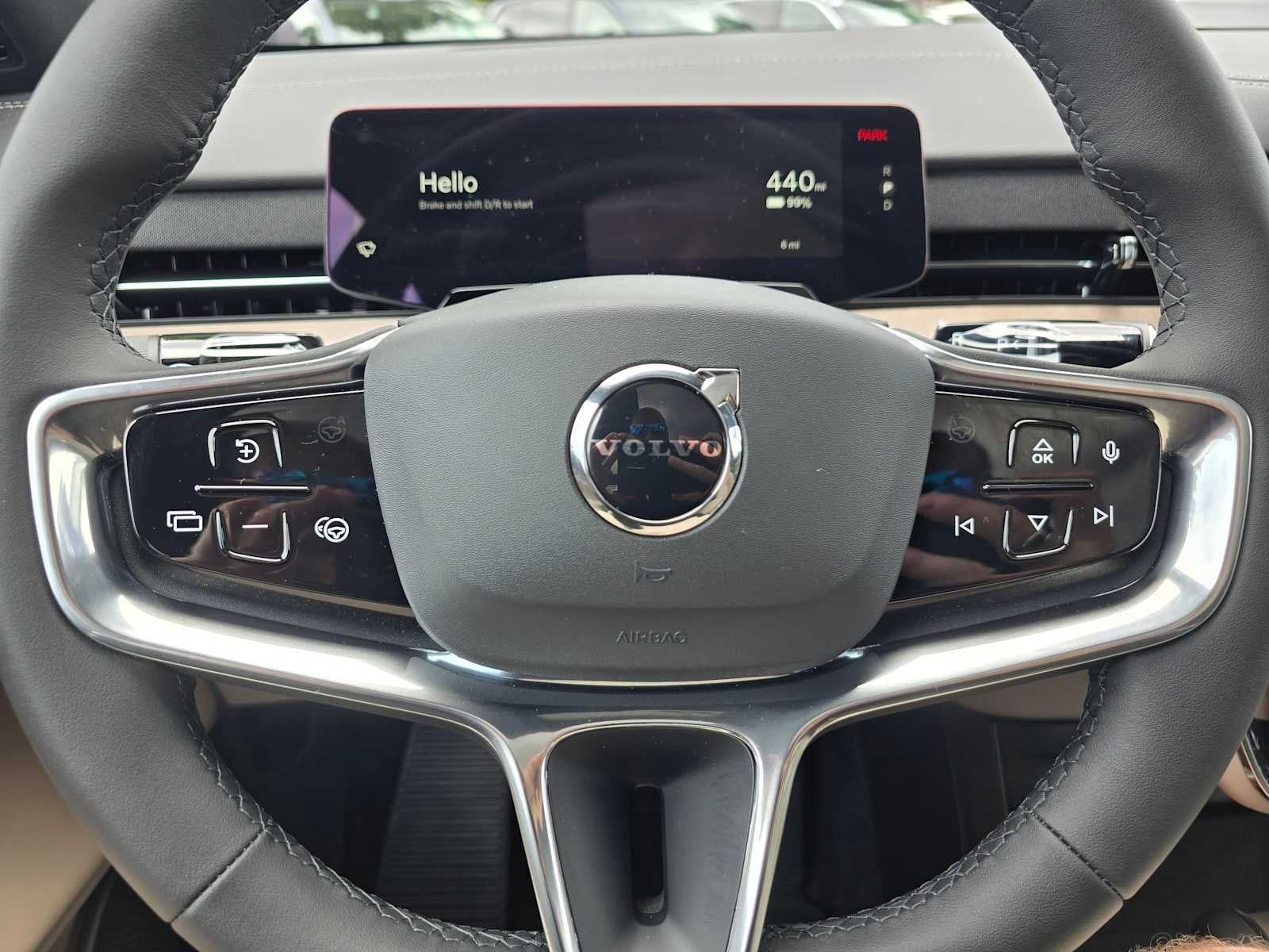 2025 Volvo EX90 Plus