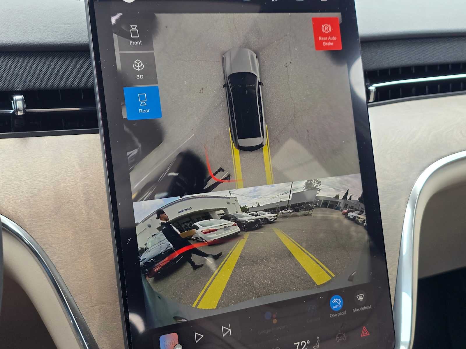 2025 Volvo EX90 Plus