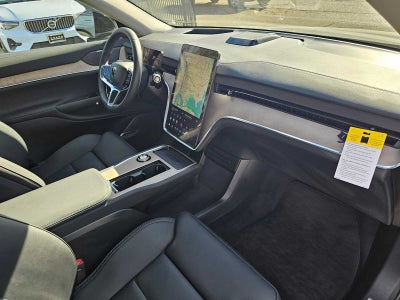 2025 Volvo EX90 Plus