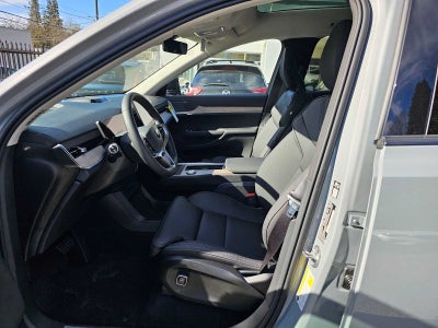 2025 Volvo EX90 Plus