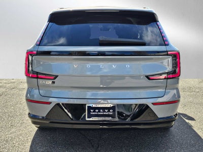 2025 Volvo EX90 Plus