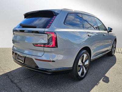 2025 Volvo EX90 Plus