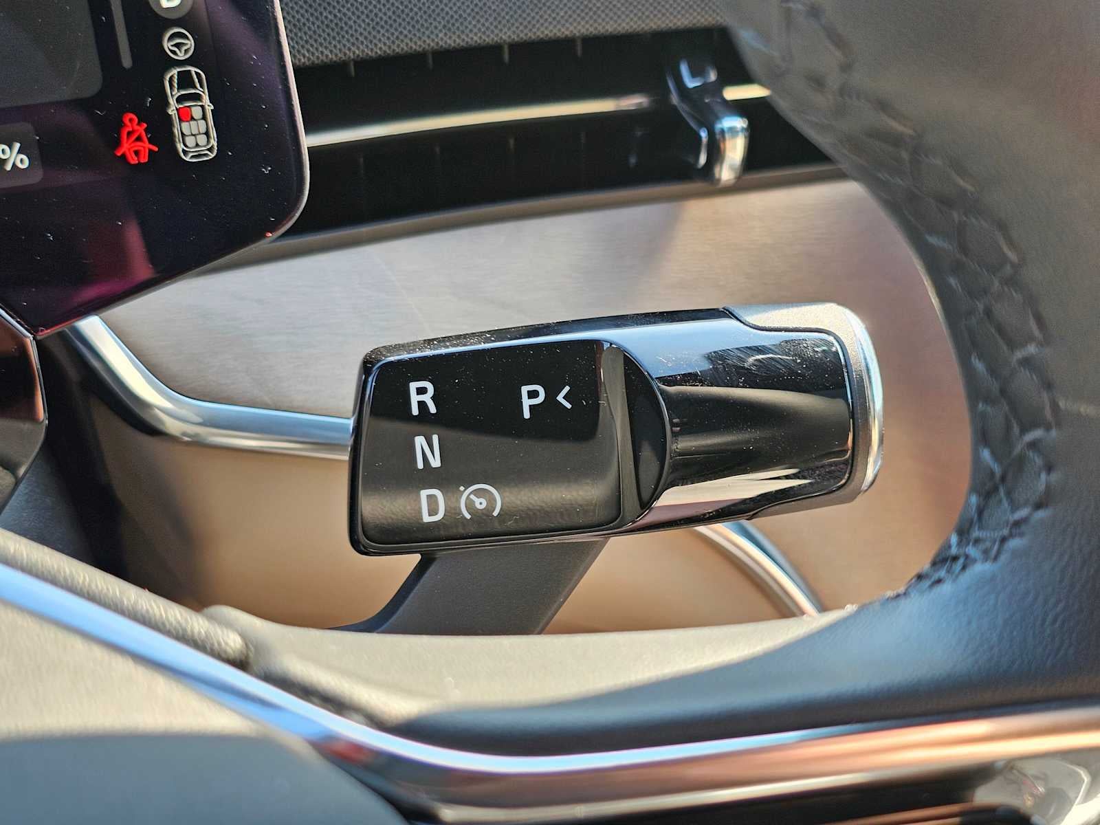 2025 Volvo EX90 Plus
