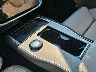 2025 Volvo EX90 Plus