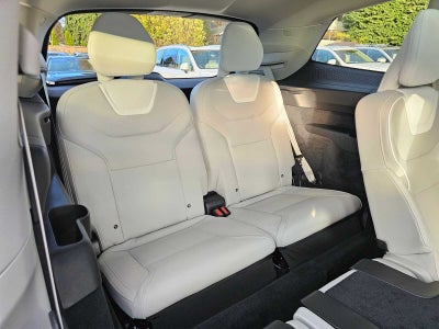 2025 Volvo EX90 Plus