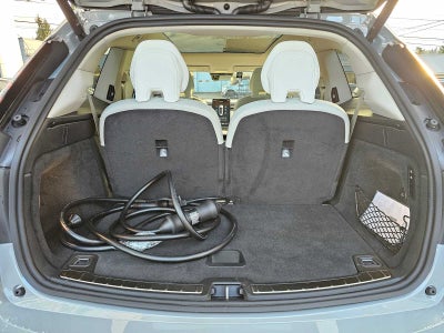 2025 Volvo EX90 Plus