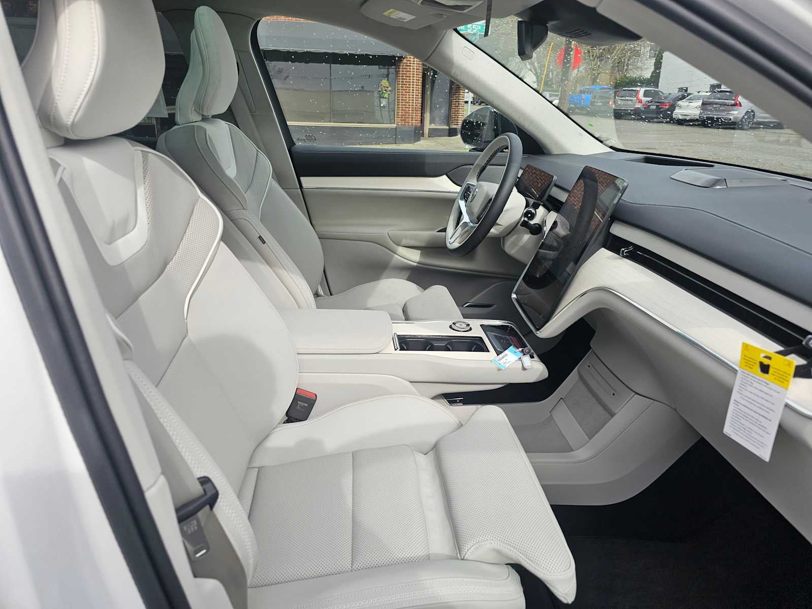 2025 Volvo EX90 Ultra