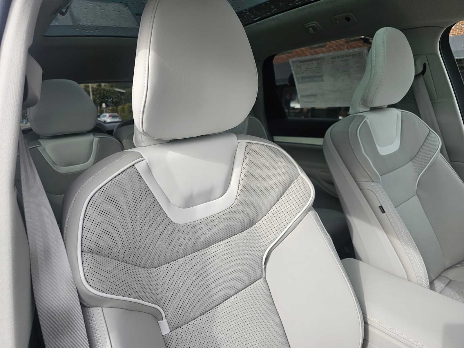 2025 Volvo EX90 Ultra