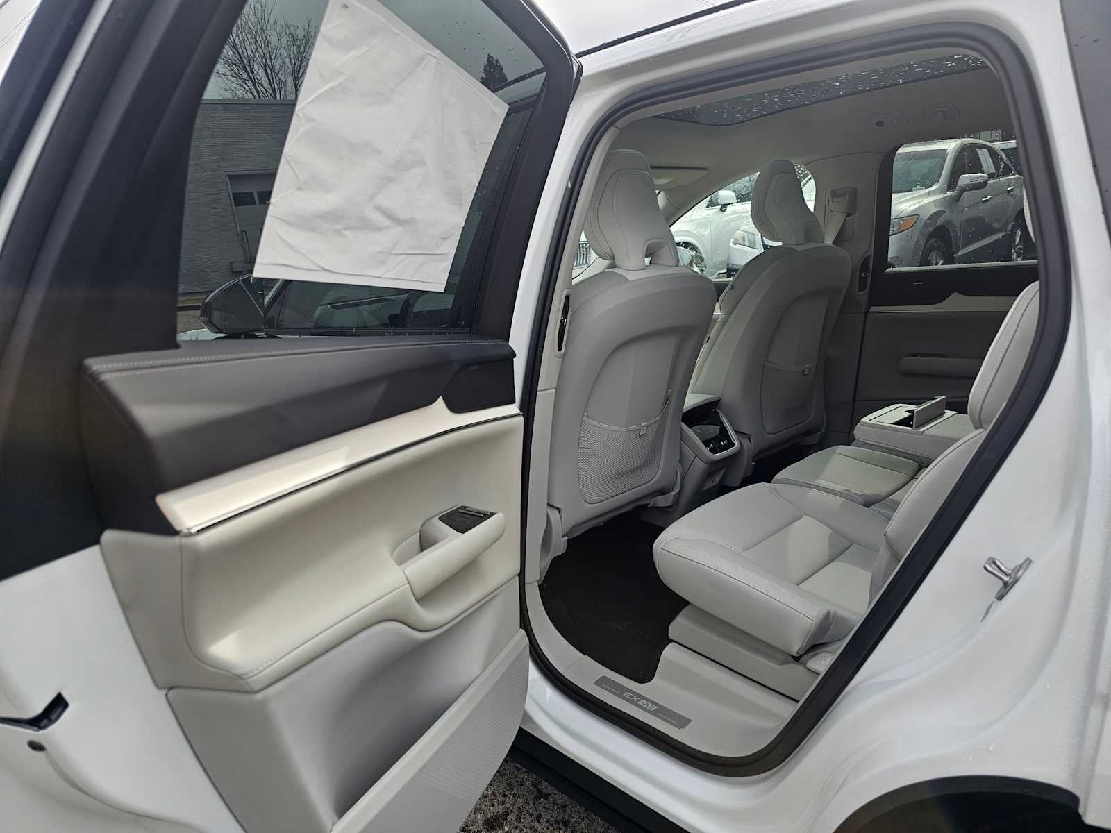 2025 Volvo EX90 Ultra
