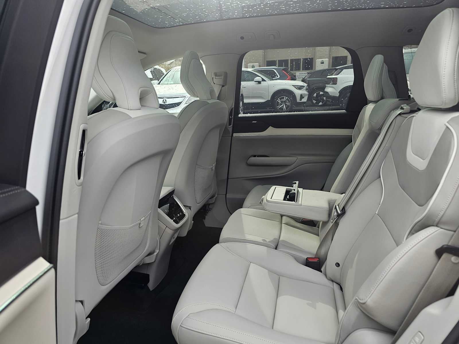 2025 Volvo EX90 Ultra