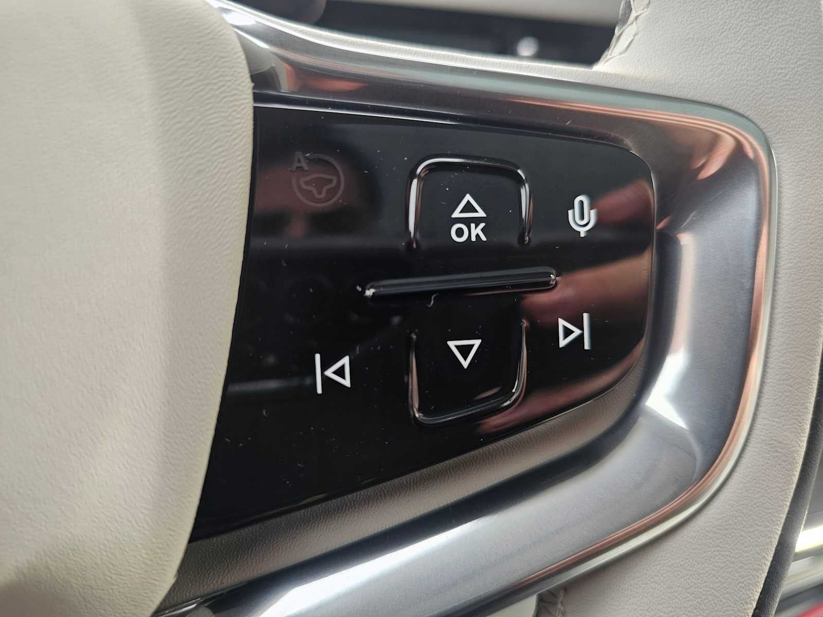2025 Volvo EX90 Ultra
