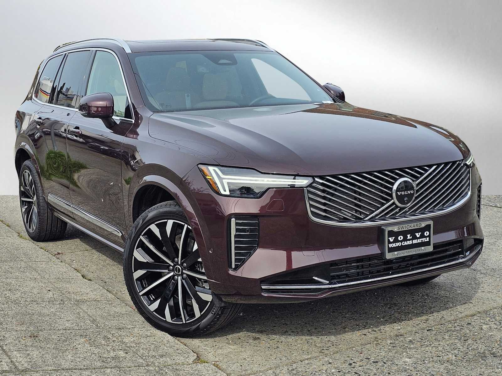 2026 Volvo XC90 Plus