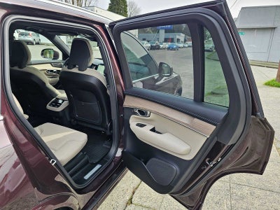 2026 Volvo XC90 Plus