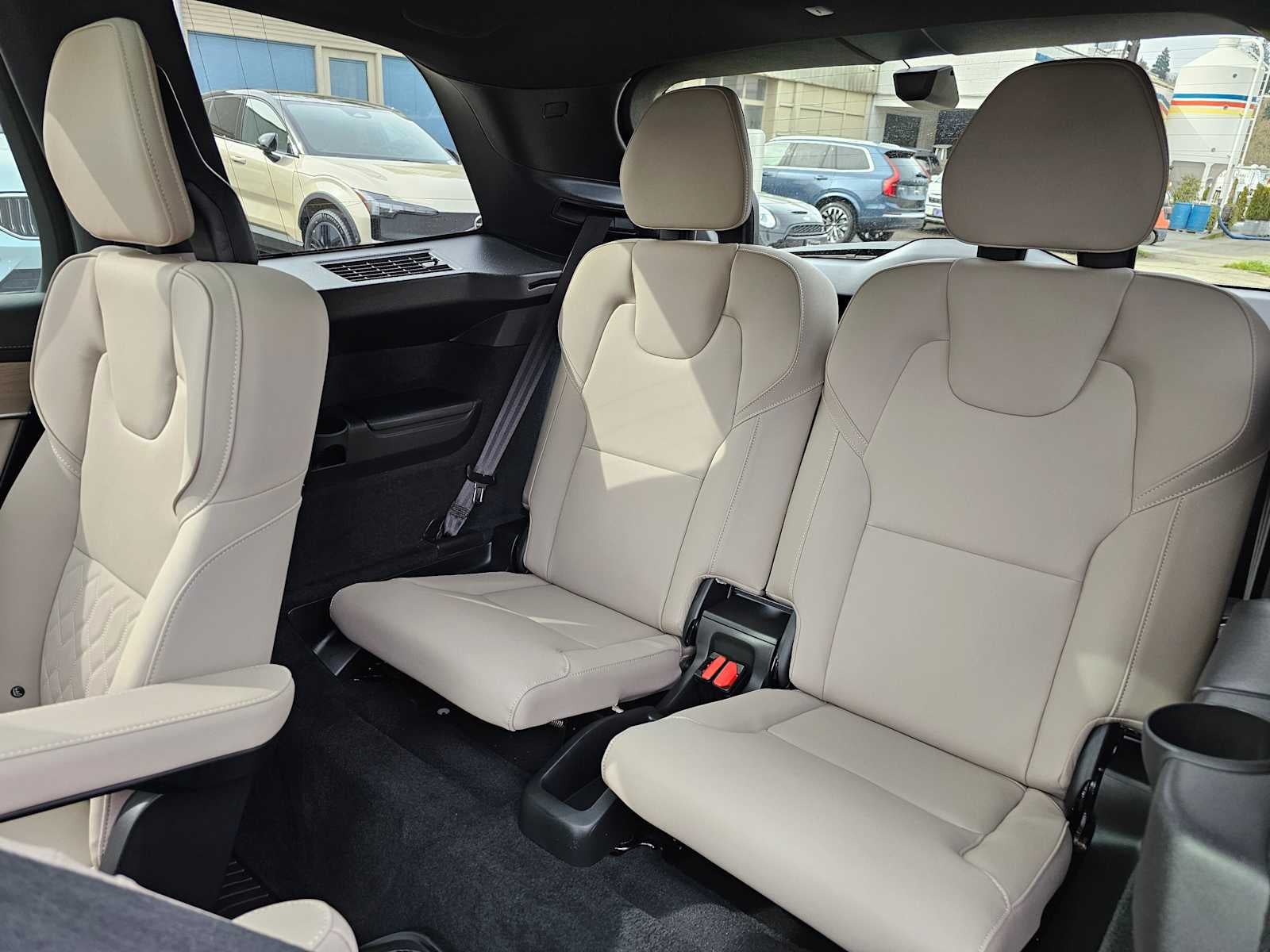 2026 Volvo XC90 Plus