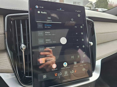 2026 Volvo XC90 Plus