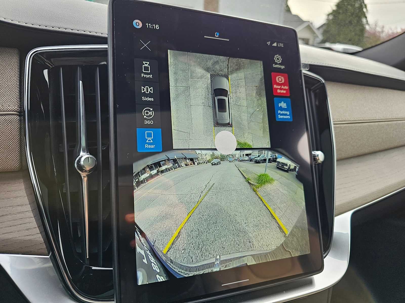 2026 Volvo XC90 Plus