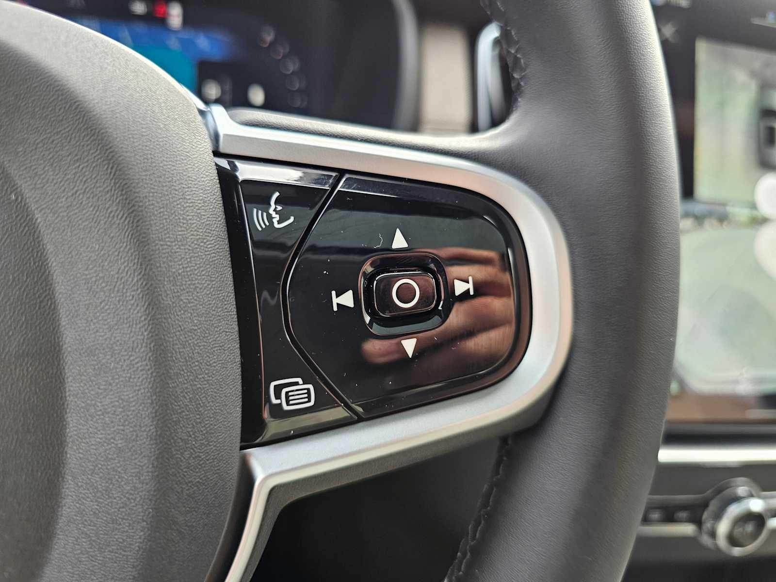 2026 Volvo XC90 Plus