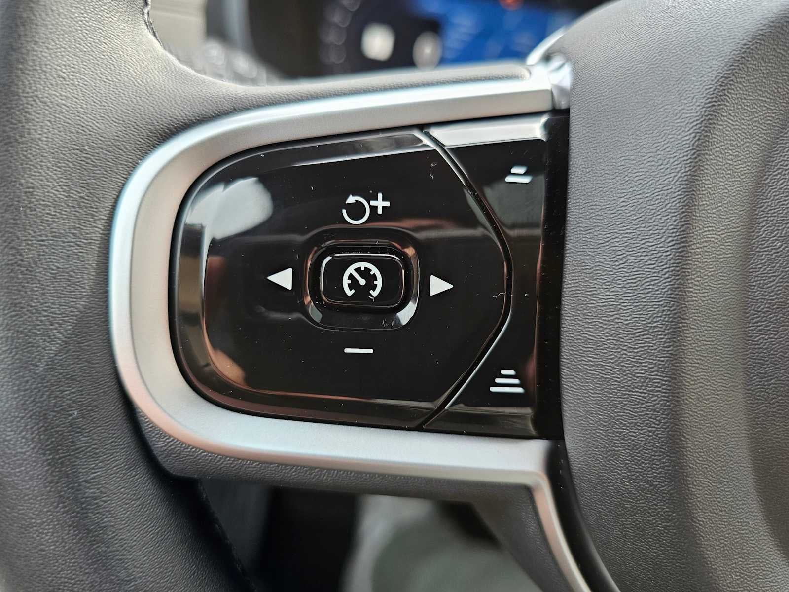 2026 Volvo XC90 Plus