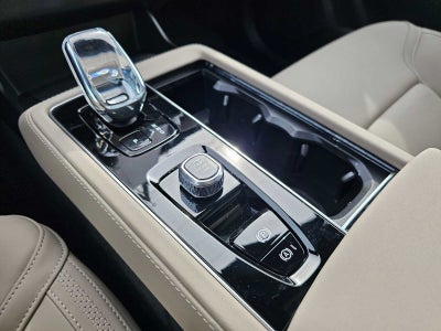 2026 Volvo XC90 Plus