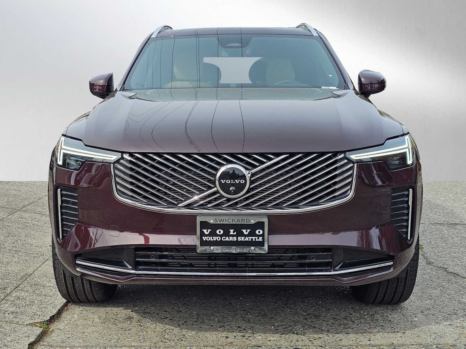 2026 Volvo XC90 Plus