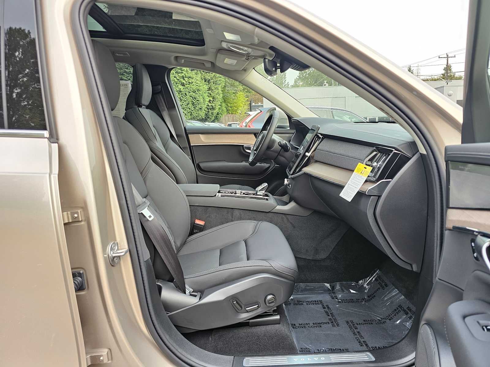 2026 Volvo XC90 Plus