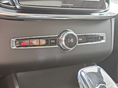 2026 Volvo XC90 Plus