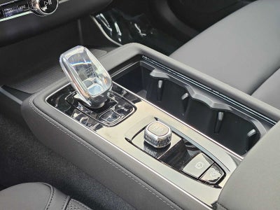 2026 Volvo XC90 Plus