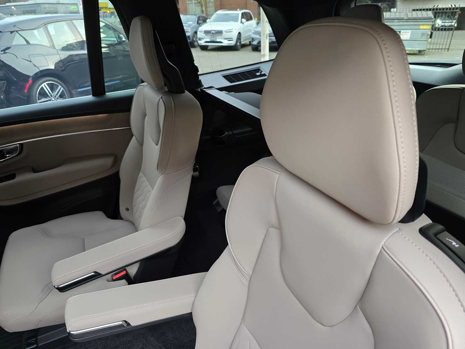 2026 Volvo XC90 Plus