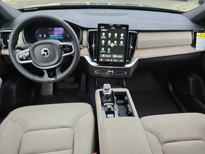 2026 Volvo XC90 Plus