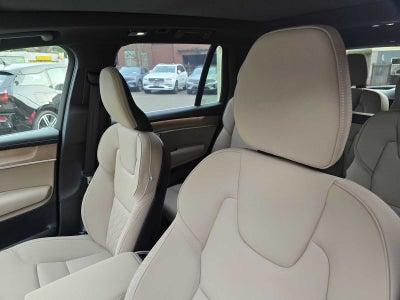 2026 Volvo XC90 Plus