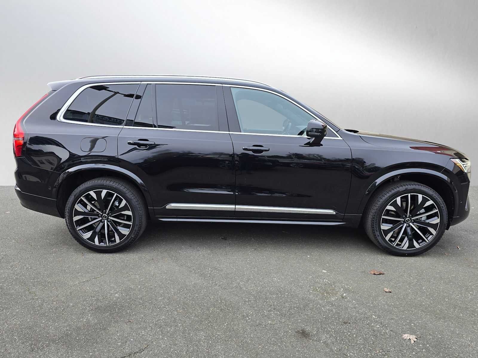2026 Volvo XC90 Plus