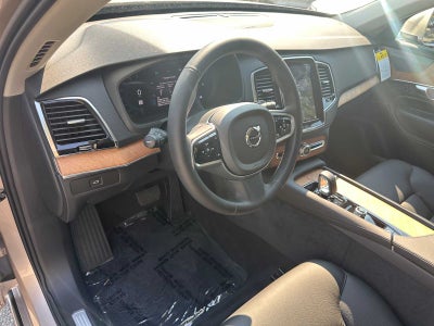 2025 Volvo XC90 Plus