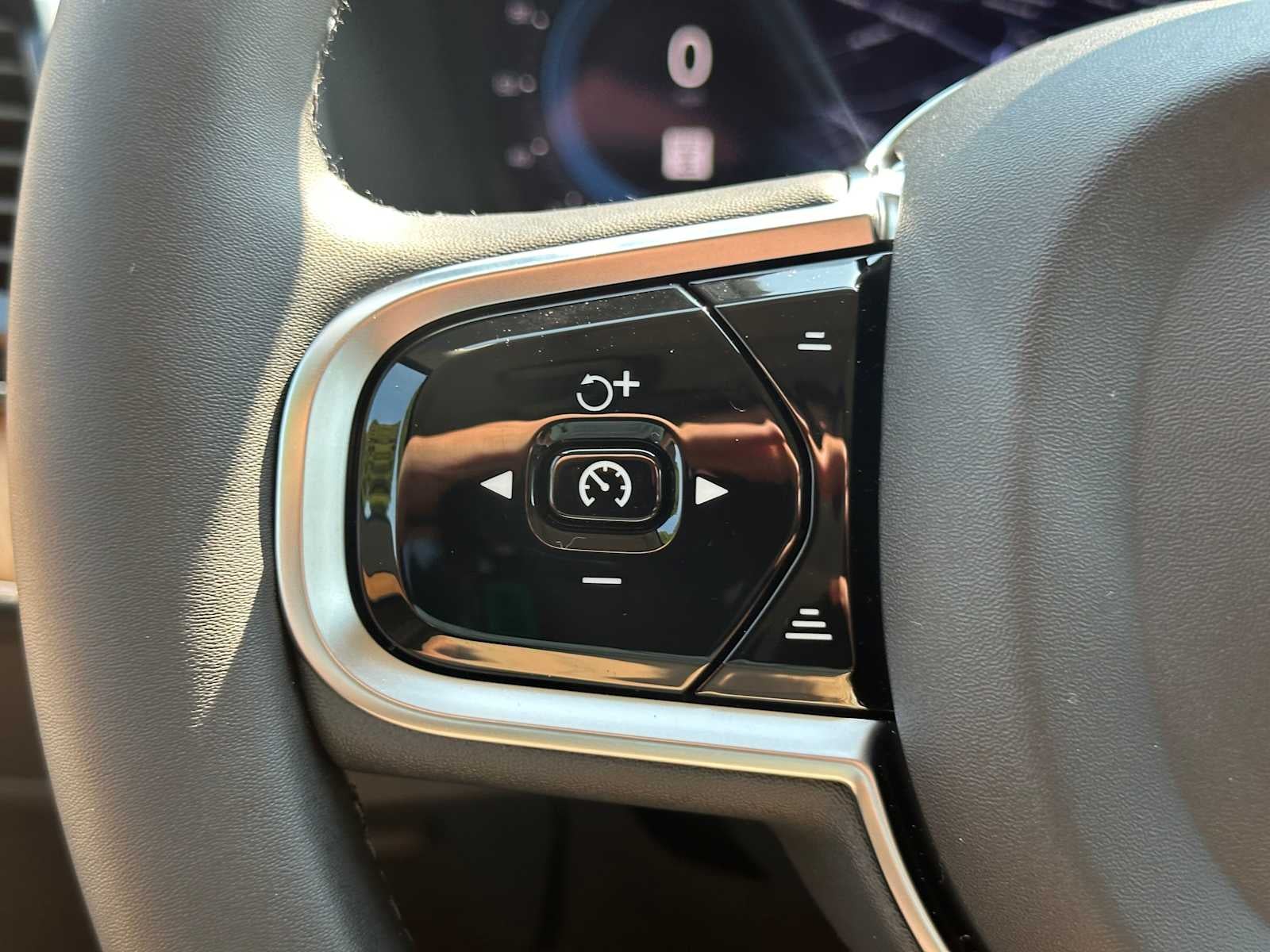 2025 Volvo XC90 Plus