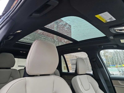 2026 Volvo XC90 Plus