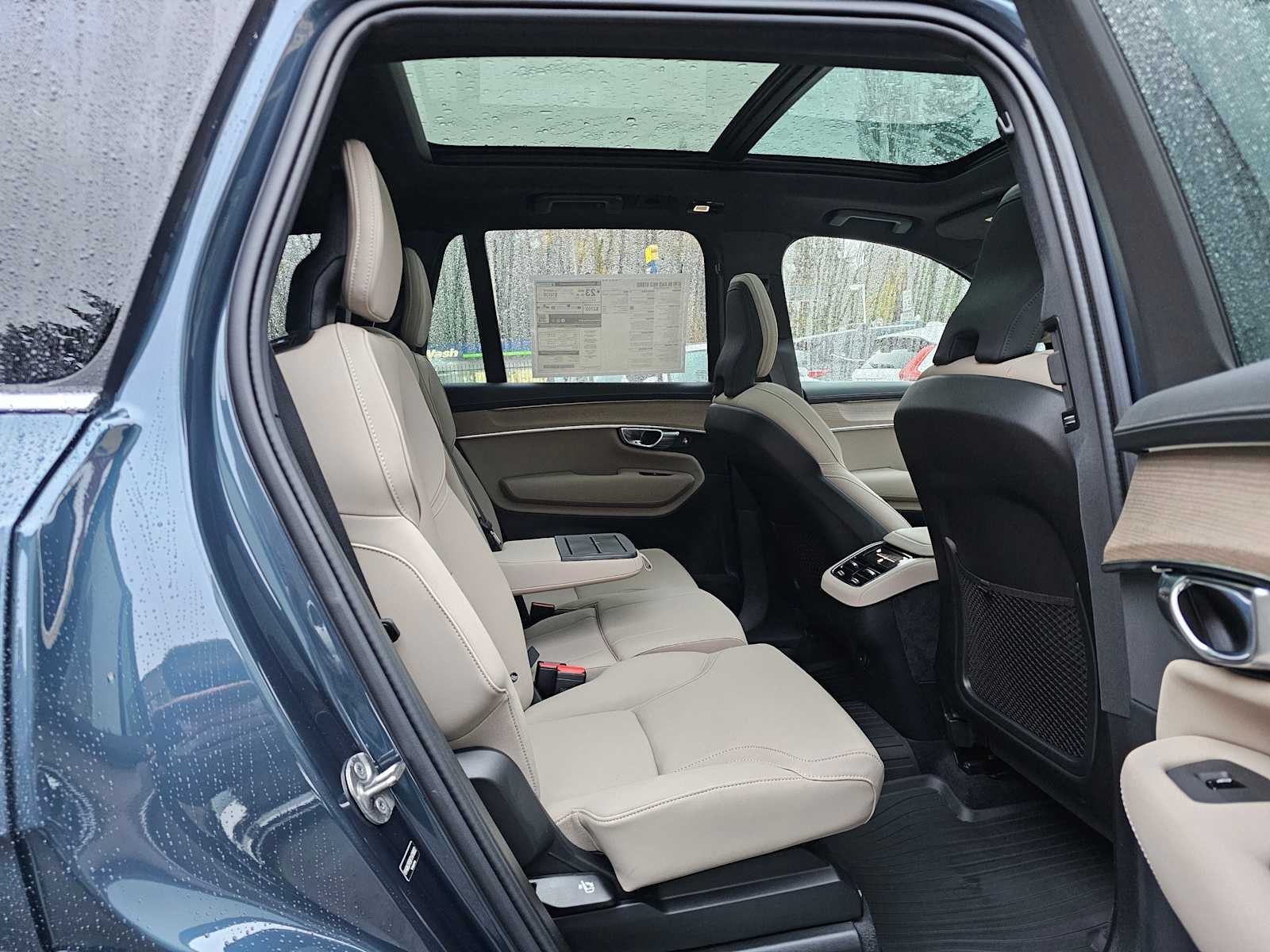2026 Volvo XC90 Plus