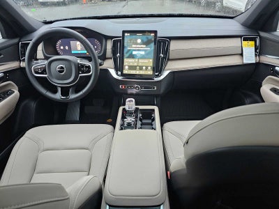 2026 Volvo XC90 Plus