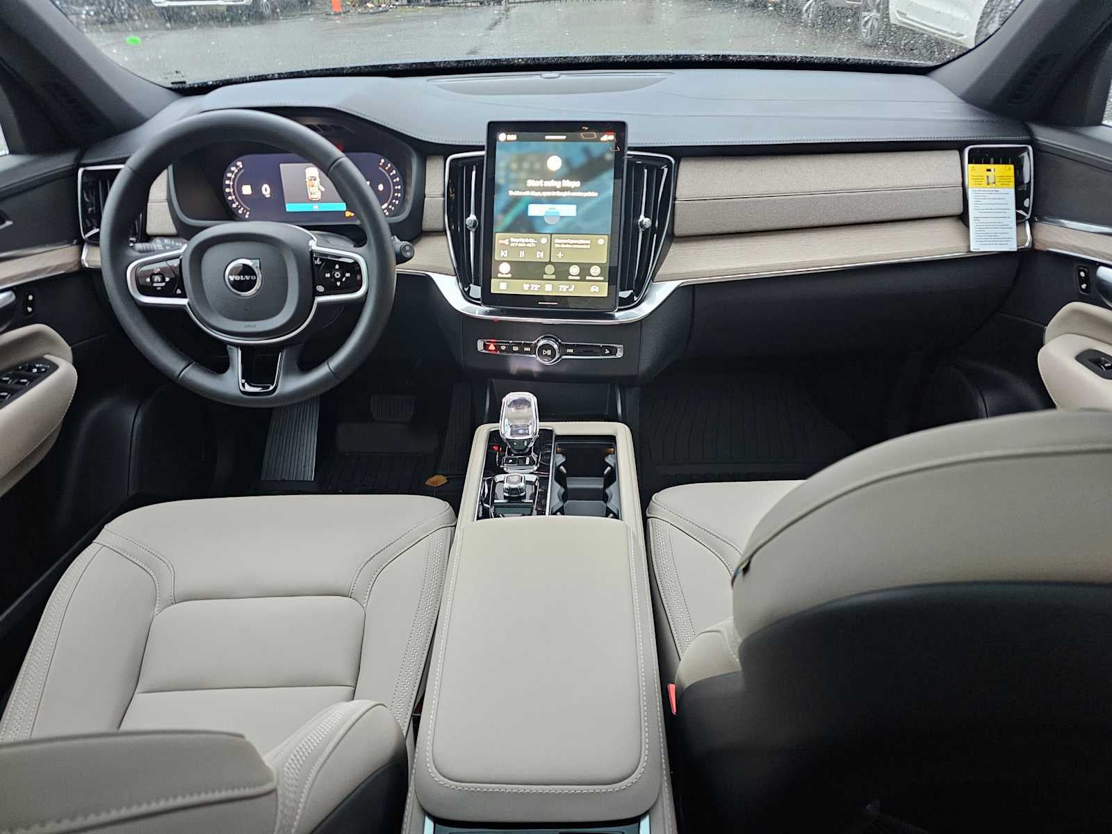 2026 Volvo XC90 Plus