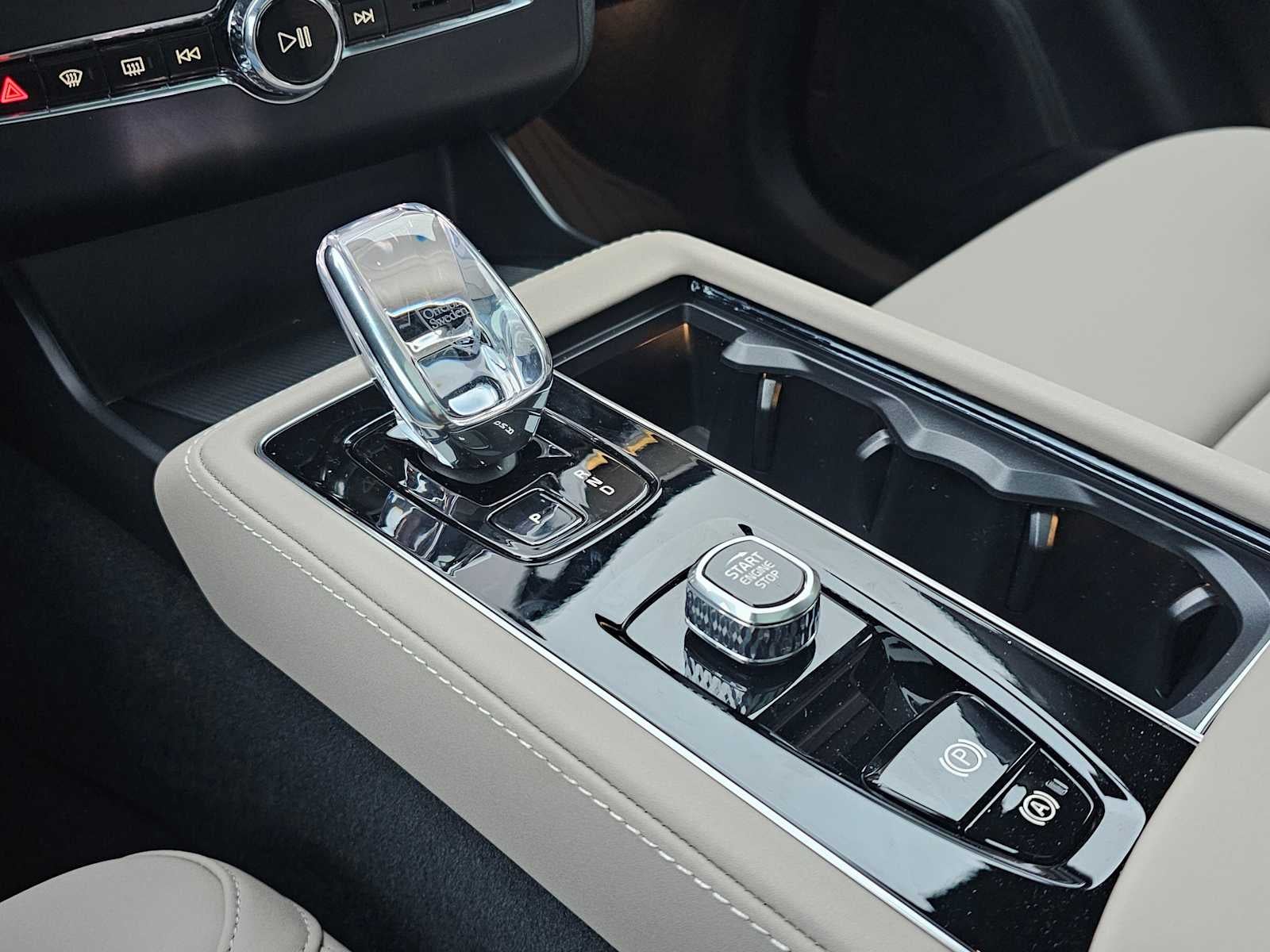 2026 Volvo XC90 Plus