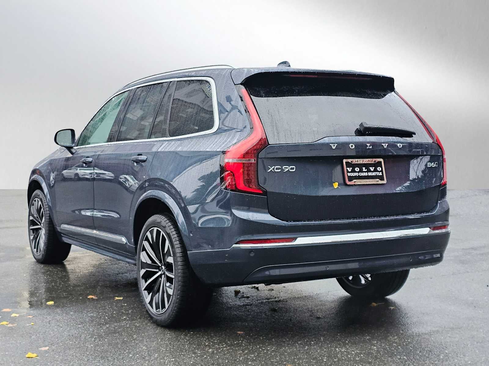 2026 Volvo XC90 Plus