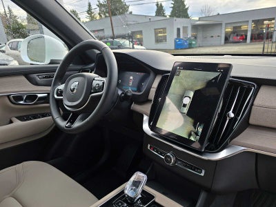 2026 Volvo XC90 Plus