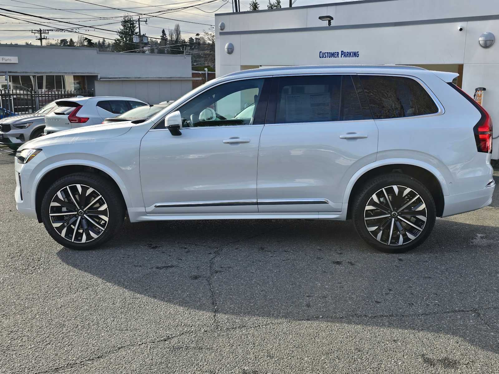 2026 Volvo XC90 Plus