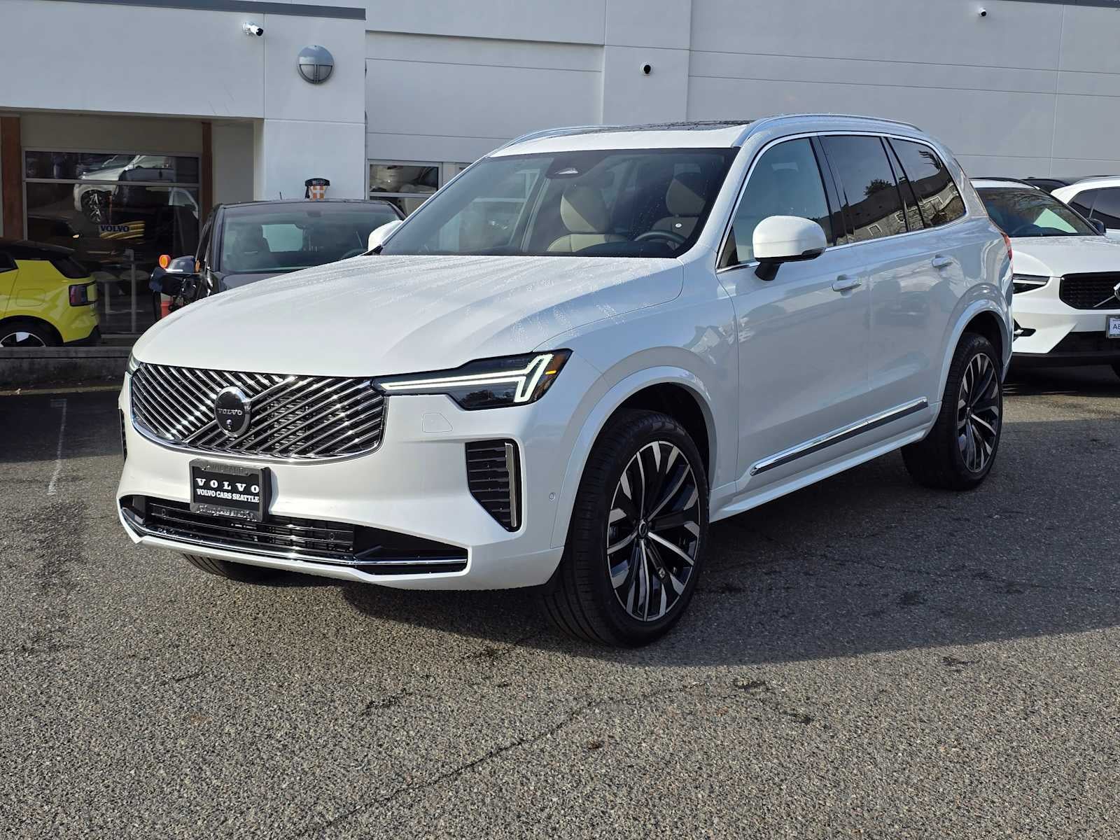 2026 Volvo XC90 Plus