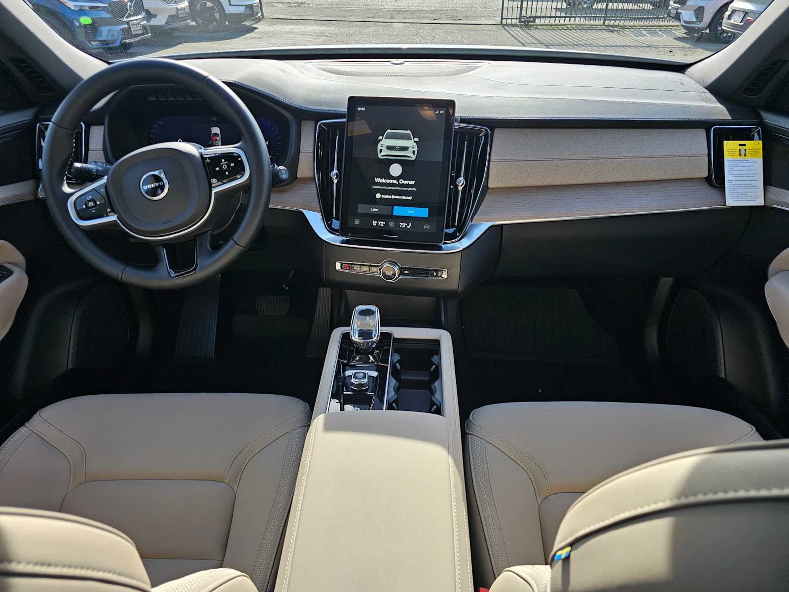 2026 Volvo XC90 Plus