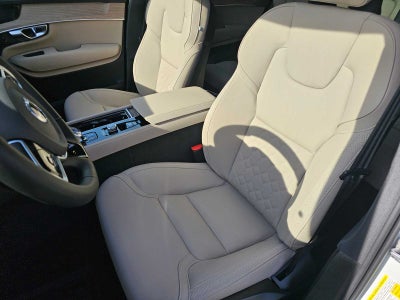 2026 Volvo XC90 Plus