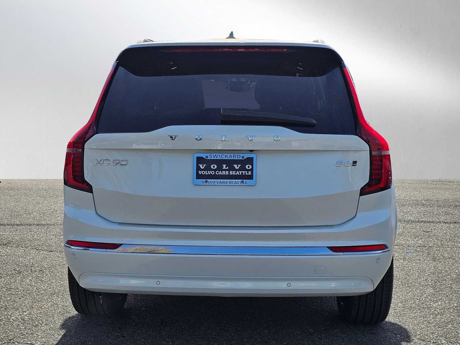 2026 Volvo XC90 Plus