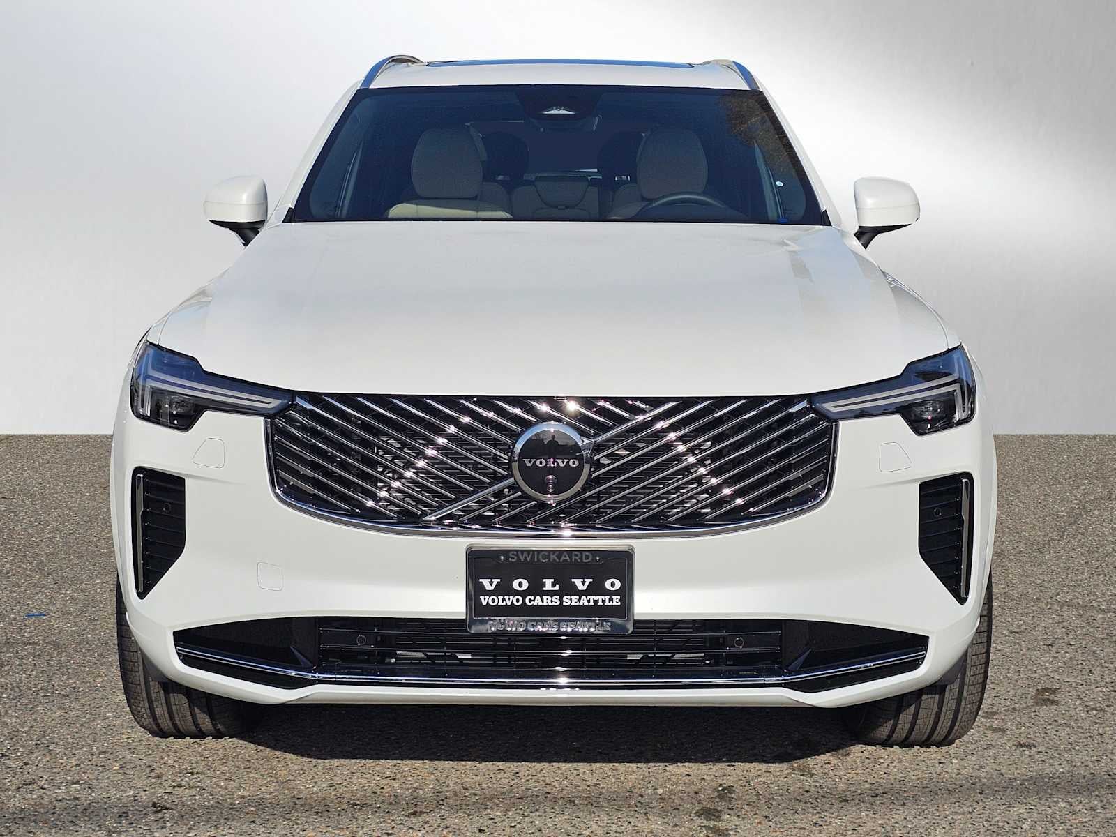 2026 Volvo XC90 Plus