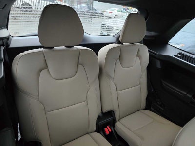 2026 Volvo XC90 Plus