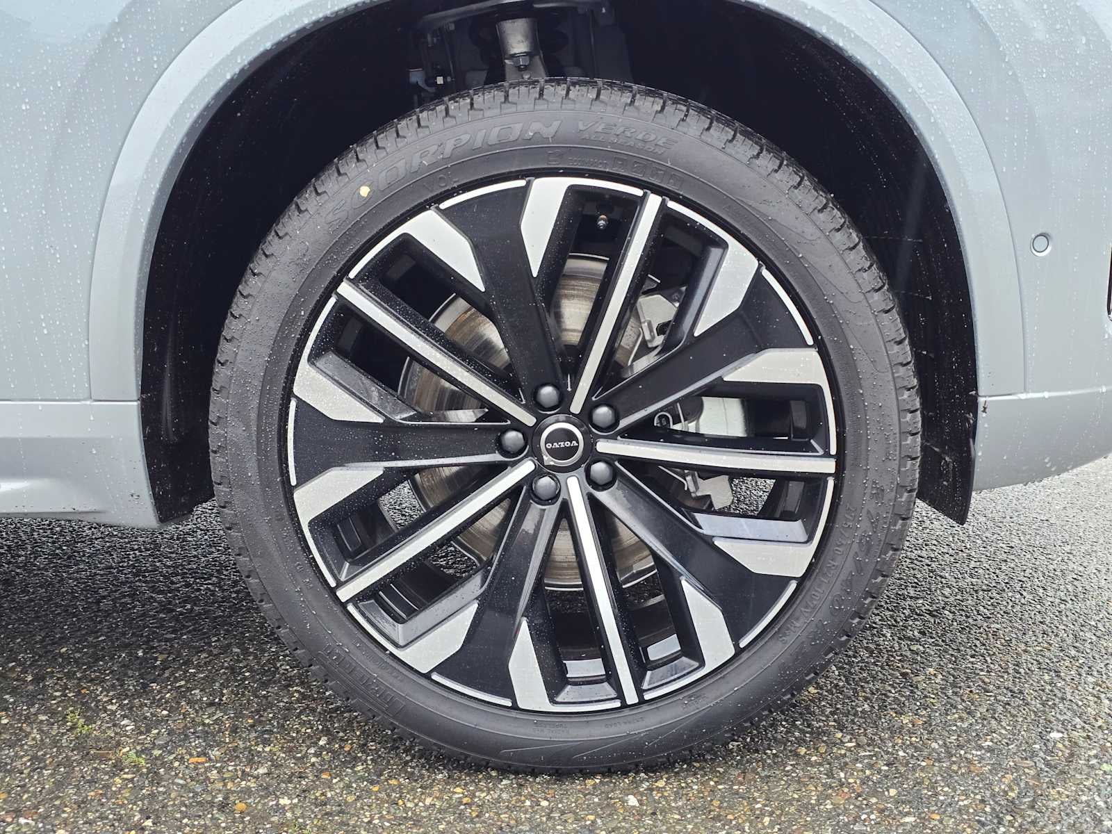 2026 Volvo XC90 Plus