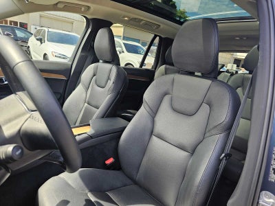 2024 Volvo XC90 Plus Bright Theme