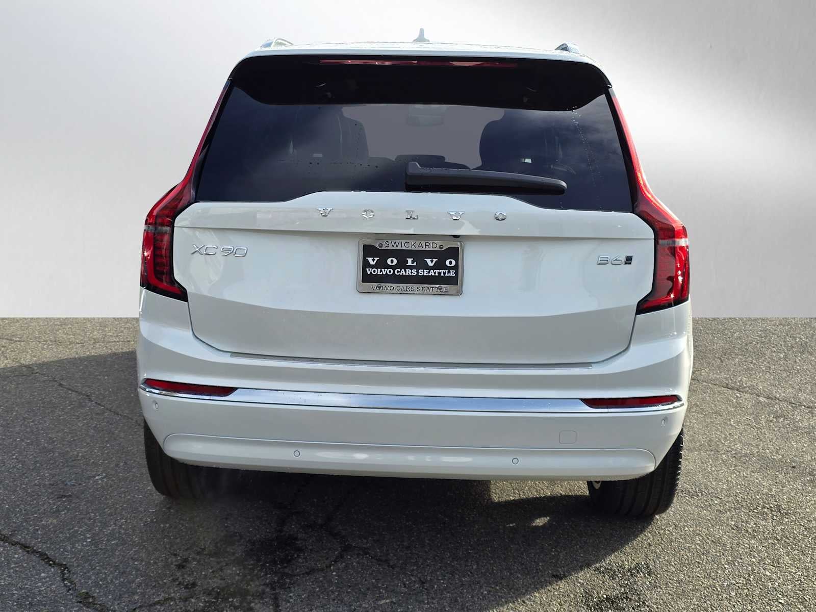 2026 Volvo XC90 Plus